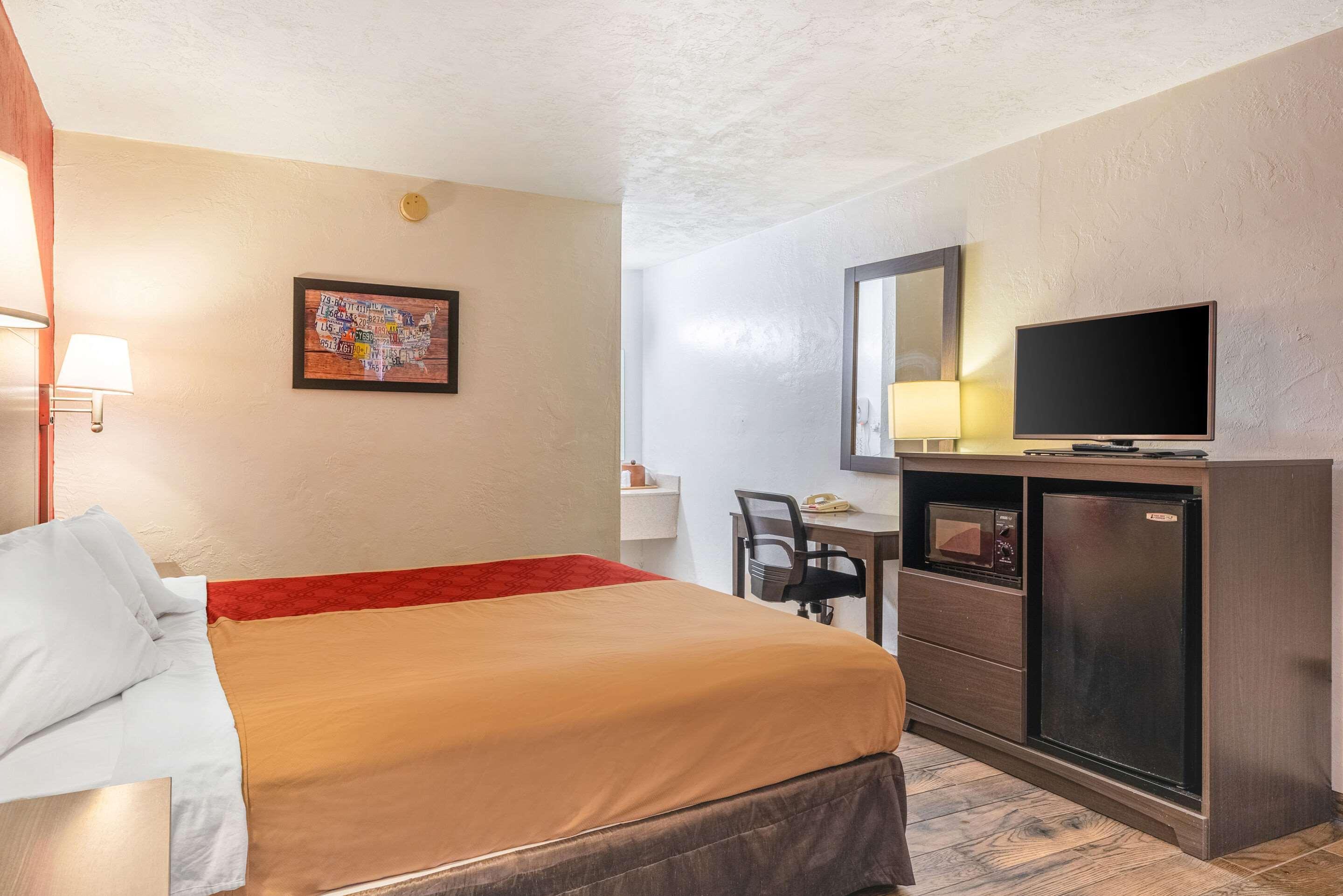 Econo Lodge University Γκέινσβιλ Εξωτερικό φωτογραφία