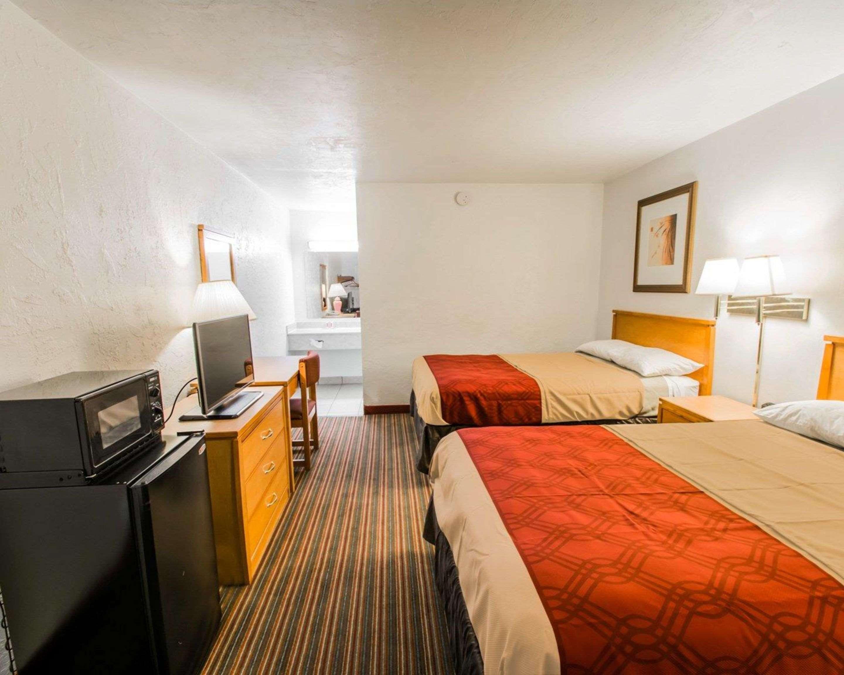 Econo Lodge University Γκέινσβιλ Εξωτερικό φωτογραφία