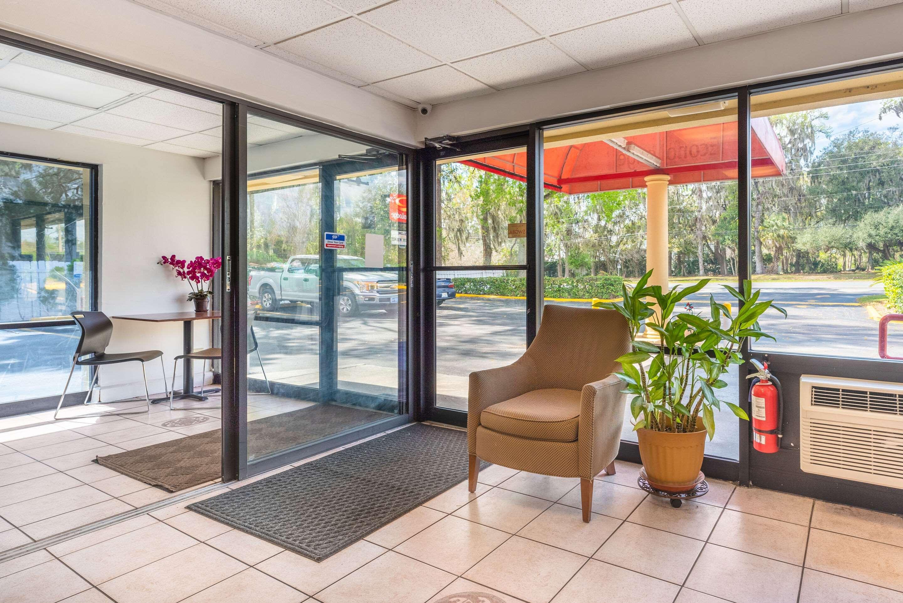Econo Lodge University Γκέινσβιλ Εξωτερικό φωτογραφία